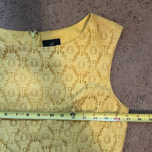 Adrianna Papell Dress 10 Yellow Floral Lace Sheath Sleeveless Spring Twee Formal - Picture 6 of 7